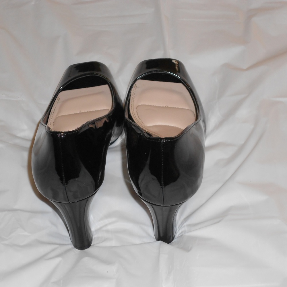 Kelly and Kate Open Toe Pumps Size 7 1/2 - Picture 2 of 4